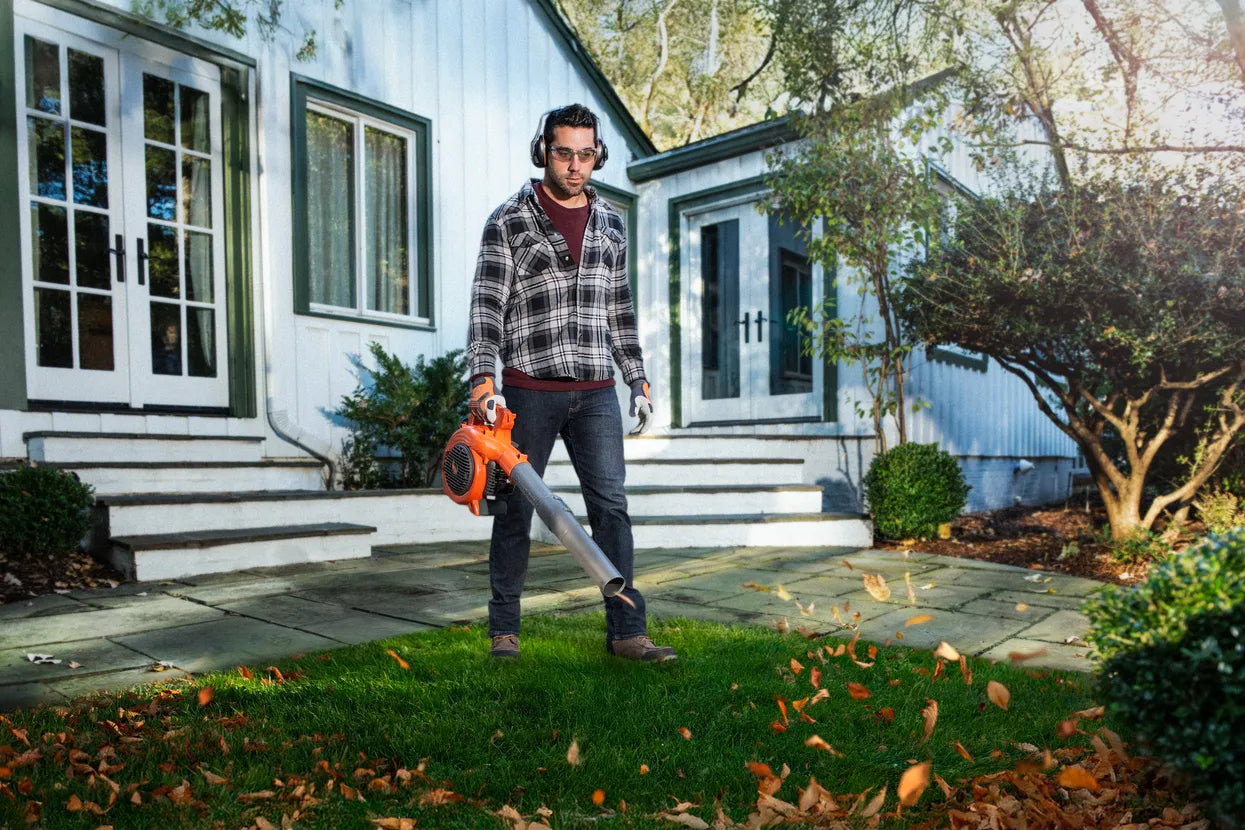 Husqvarna 125BVx Petrol Blower & Vacuum – Dual-Function Garden Cleaning Tool