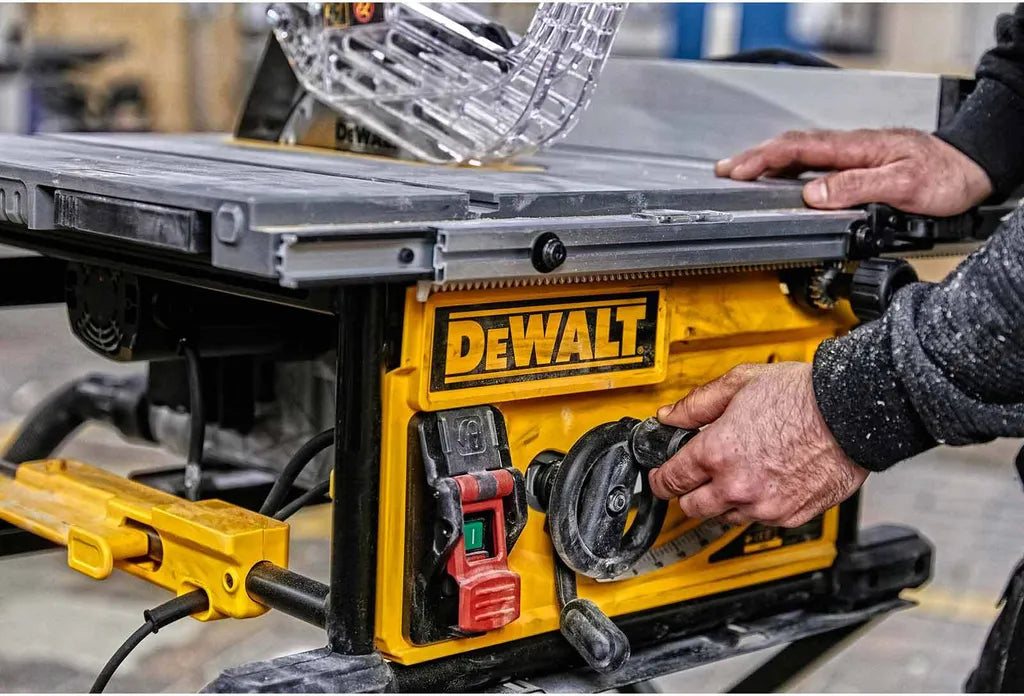 DeWalt DWE7492 Professional Table Saw – 254 mm, 2,000 W