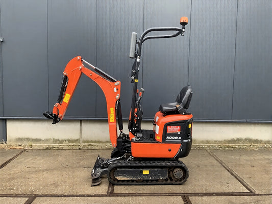 2022 Kubota K008-5 Mini Excavator – 360 h, Adjustable Tracks, 3 Buckets Included