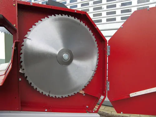 BGU KS 700 Z – PTO-Driven Circular Log Saw (700 mm Blade)