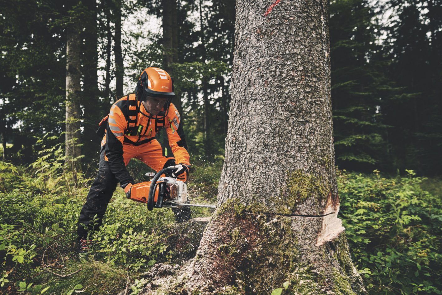 STIHL MS 400 C-M Professional Petrol Chainsaw – 63.3 cc with M-Tronic Engine Control