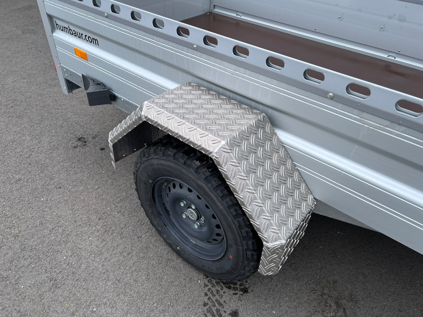 Humbaur HA 132513 – Single-Axle Aluminium Utility Trailer (1,300 kg)