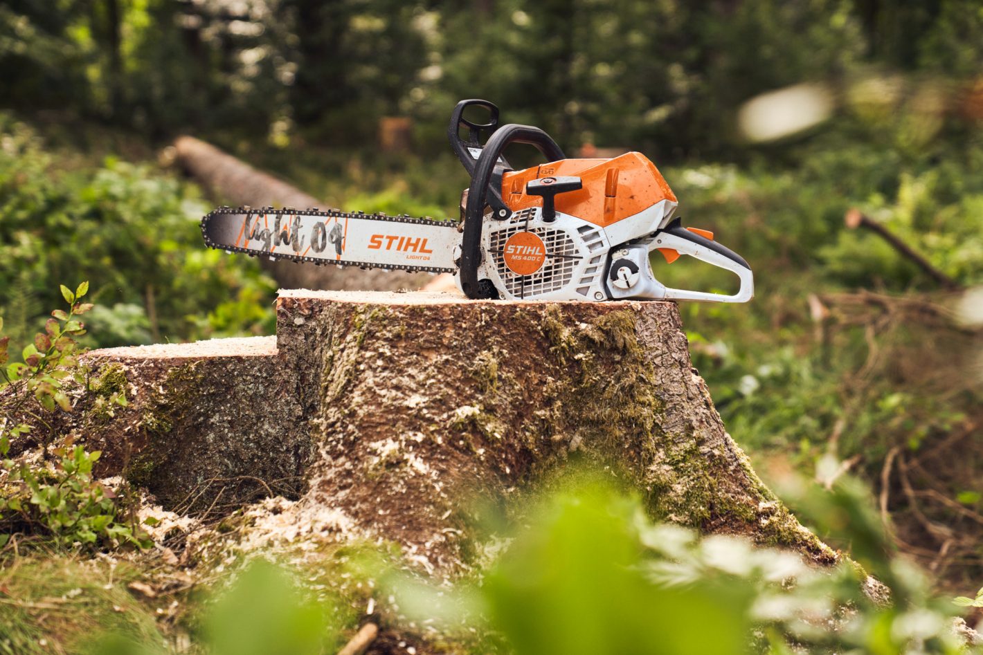 STIHL MS 400 C-M Professional Petrol Chainsaw – 63.3 cc with M-Tronic Engine Control