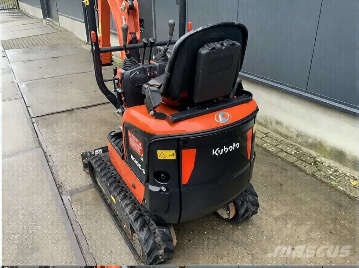 2022 Kubota K008-5 Mini Excavator – 360 h, Adjustable Tracks, 3 Buckets Included